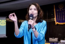 2026-9-9 第1188次例會邀請到地區永續發展委員會執行長陳羿雯前社長(全心社PP Yvonne),專題演講 “永續沒有那麼難”,並進行新社友配章